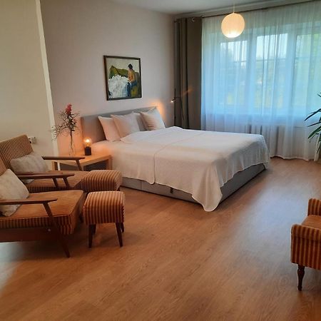 Seimos Bustas Homestay 希奥利艾 外观 照片