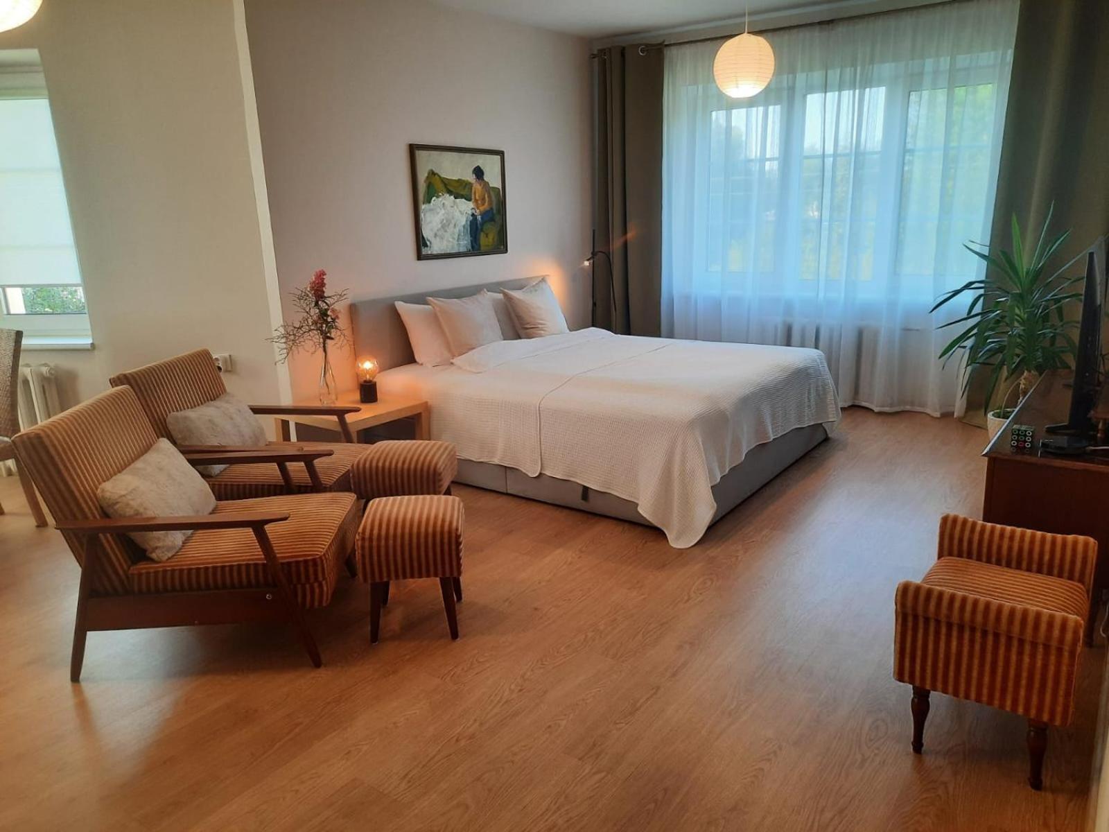 Seimos Bustas Homestay 希奥利艾 外观 照片